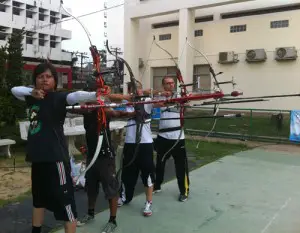 archery-recurve-bow-archers